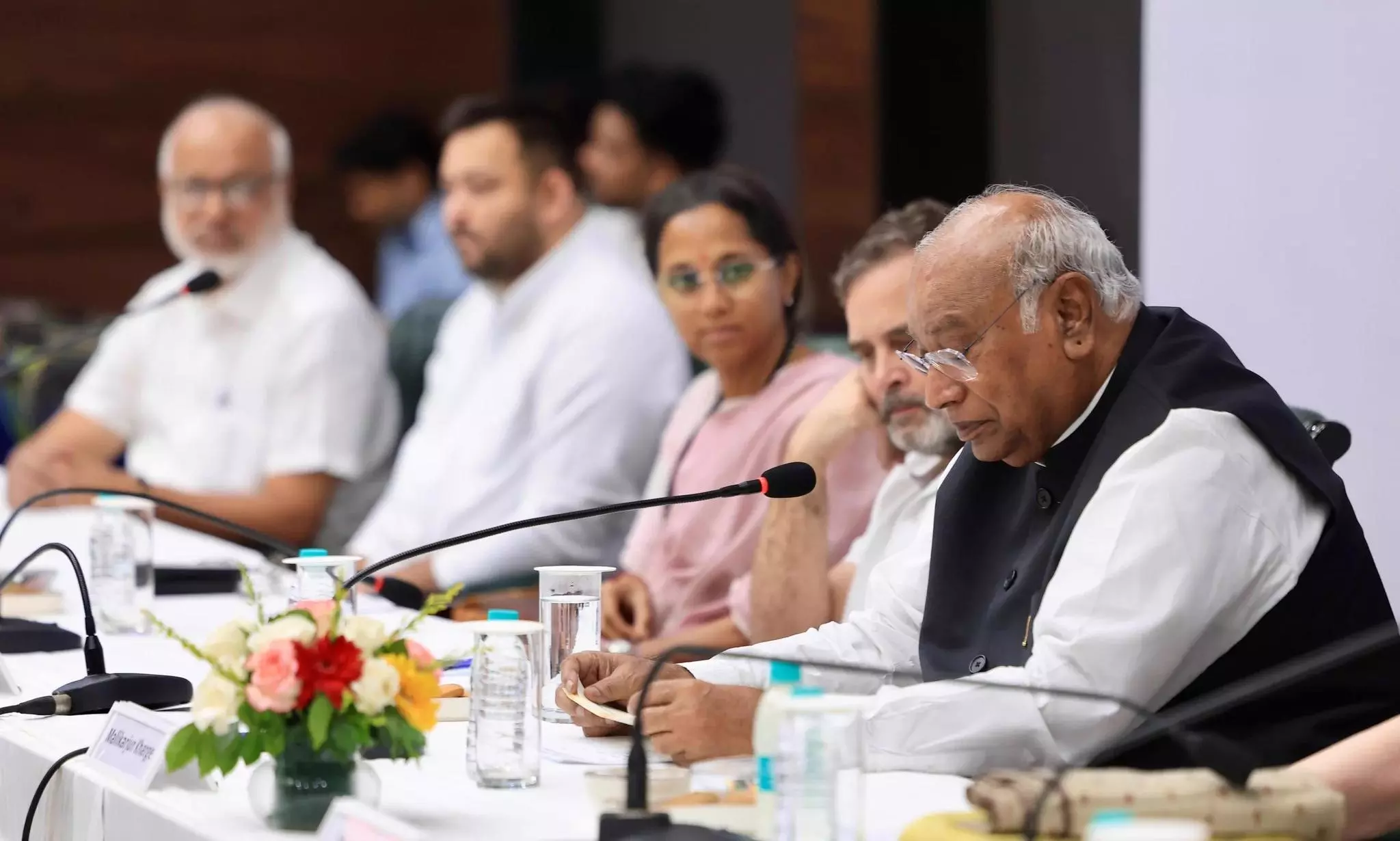 Modi, Shah want ECI as ‘rubber stamp’ to remain in power: Kharge at INDIA bloc meet Modi, Shah want ECI as ‘rubber stamp’ to remain in power: Kharge at INDIA bloc meet