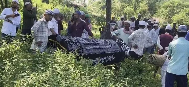 Bihar’s Paswan community block funeral procession of Muslim man; say path for temple Bihar’s Paswan community block funeral procession of Muslim man; say path for temple