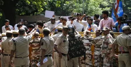 Three women journalists allege sexual harassment by Delhi Police at protest Three women journalists allege sexual harassment by Delhi Police at protest