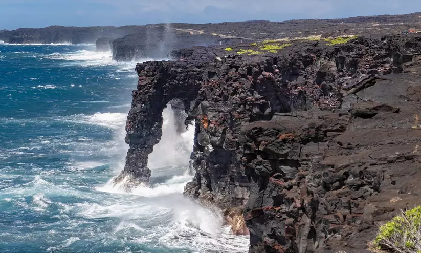 Erosion: 500-yrs-old Hawaii sea arch collapses Erosion: 500-yrs-old Hawaii sea arch collapses