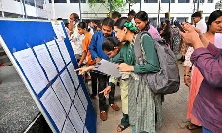 Hindu outfits seek action against private schools over Dasara holiday row Hindu outfits seek action against private schools over Dasara holiday row