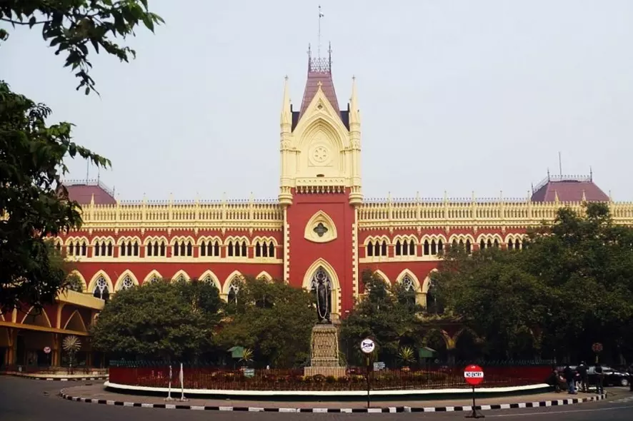 Calcutta HC questions citizenship proceedings against 4 detained Bengal muslims Calcutta HC questions citizenship proceedings against 4 detained Bengal muslims