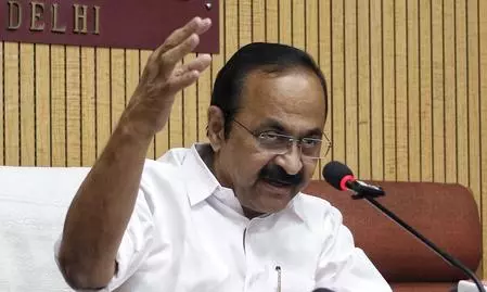 Kerala CM sets Dec 31 deadline to clear 2.76 lakh pending files; senior citizens’ Bill on anvil Kerala CM sets Dec 31 deadline to clear 2.76 lakh pending files; senior citizens’ Bill on anvil