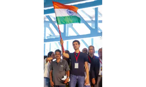 Dhruv Rathee detained in Gurugram ahead of CJP protest in Delhi Dhruv Rathee detained in Gurugram ahead of CJP protest in Delhi