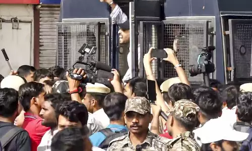 Oppn decries detentions during Delhi protest, accuses Centre of repression