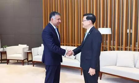 Indian envoy meets Hong Kong Chief Executive, discusses strengthening bilateral ties Indian envoy meets Hong Kong Chief Executive, discusses strengthening bilateral ties
