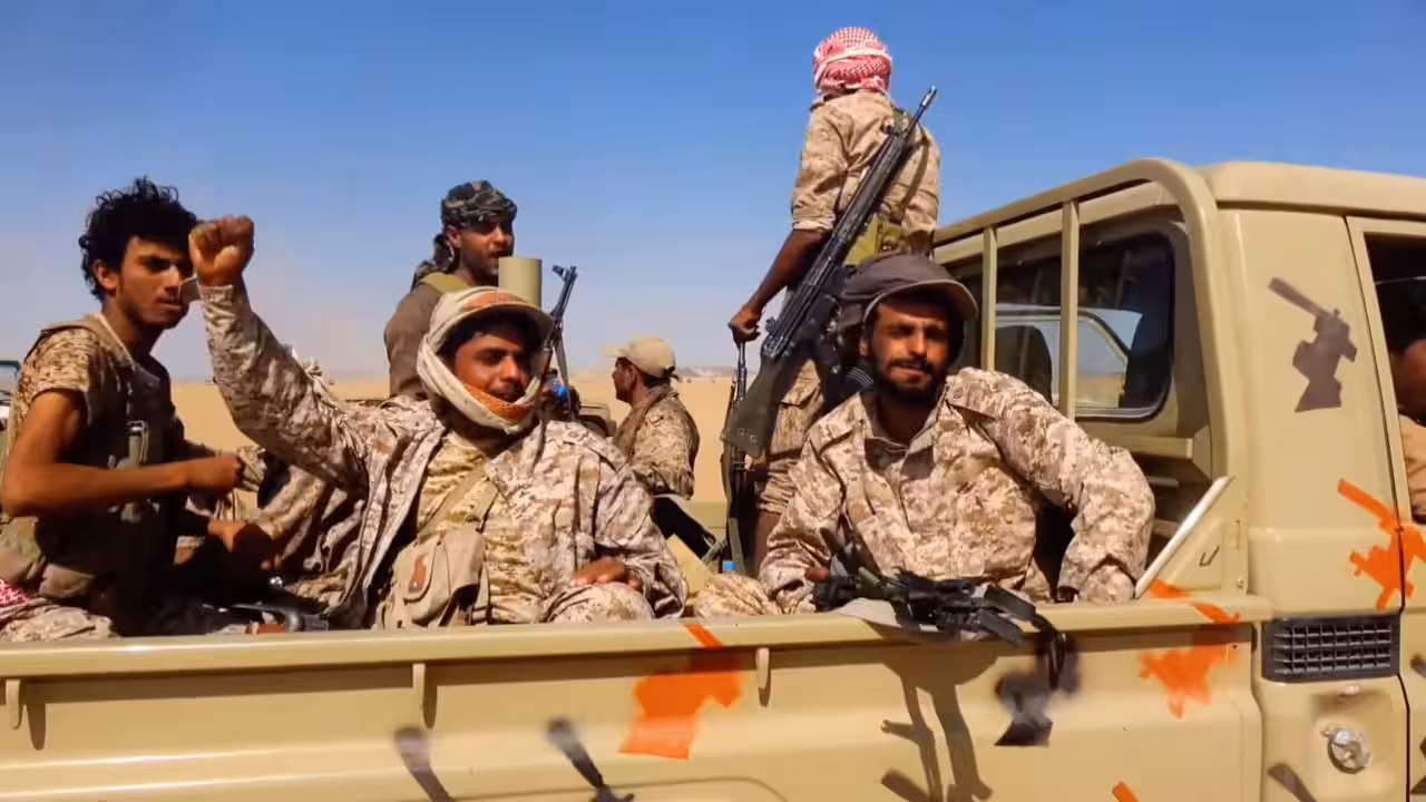 Yemen govt launches fresh offensive against Houthis