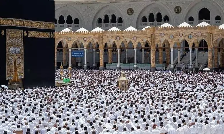 Indian Umrah pilgrims advised to look for alternative routes as Saudi flight suspensions continue Indian Umrah pilgrims advised to look for alternative routes as Saudi flight suspensions continue