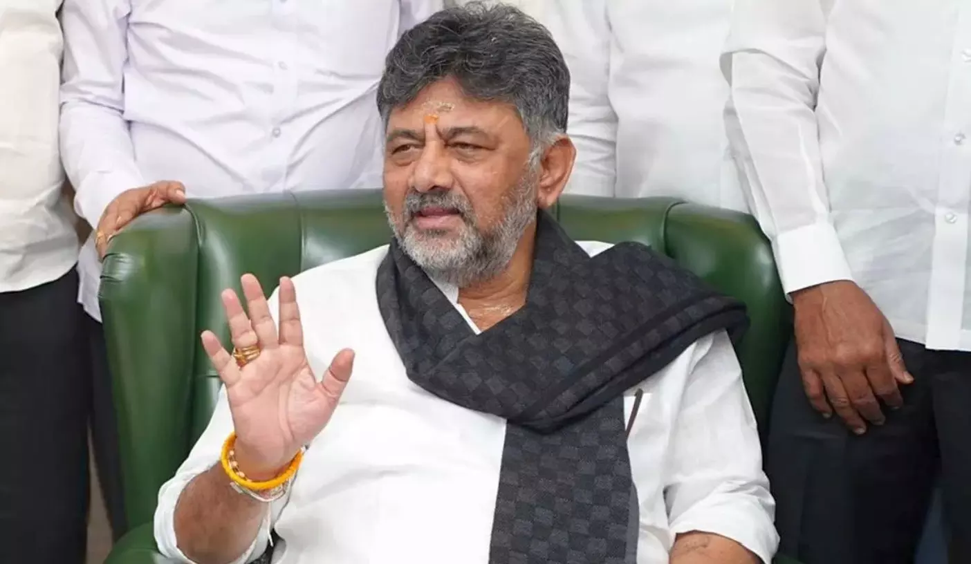 Congress seeks probe into alleged sting attempts on Shivakumar, Satheesan Congress seeks probe into alleged sting attempts on Shivakumar, Satheesan