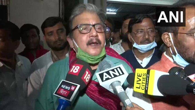 There are over dozens of seats where tampering has been done,says RJD leader Manoj Jha after leaving ECI office in Patna